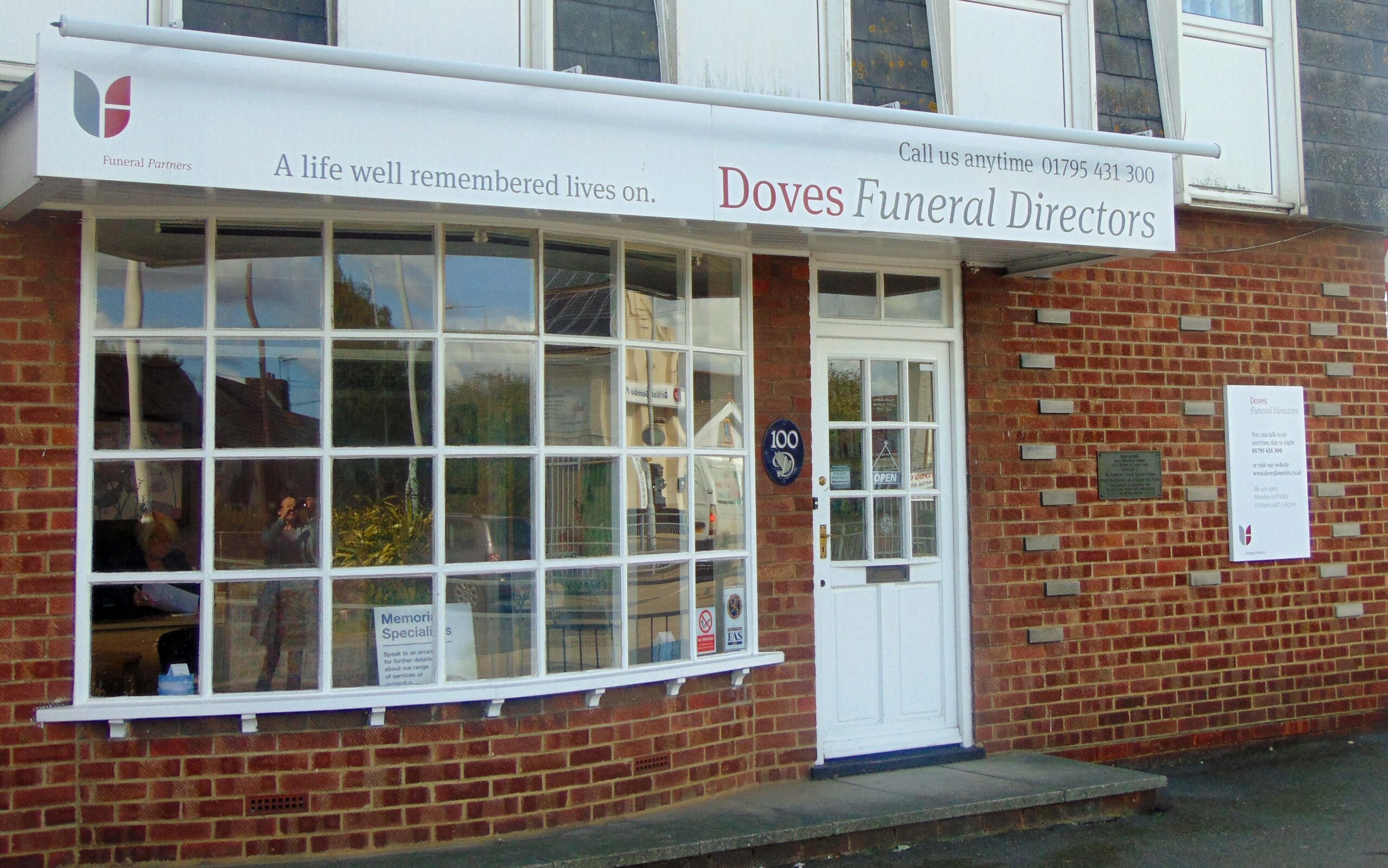 Doves Funeral Directors